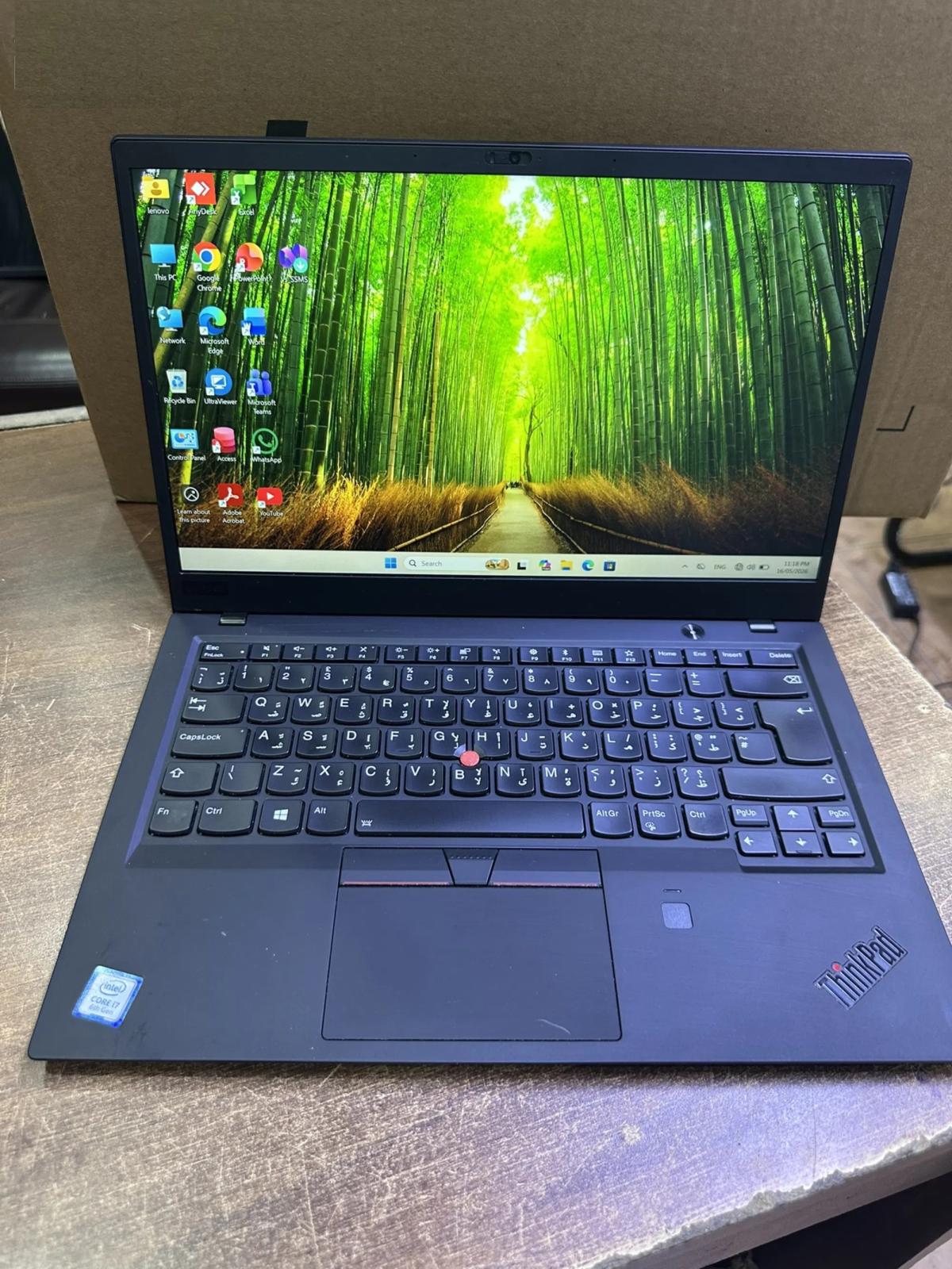 Lenovo ThinkPad X1 Carbon