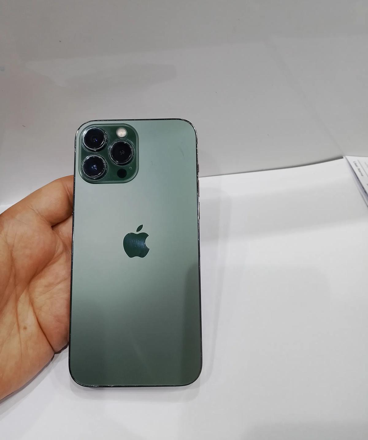 ايفون ⁦⁦13pro⁩⁩ ⁦⁦max⁩⁩ جيجا ⁦⁦256⁩⁩ ذيتي